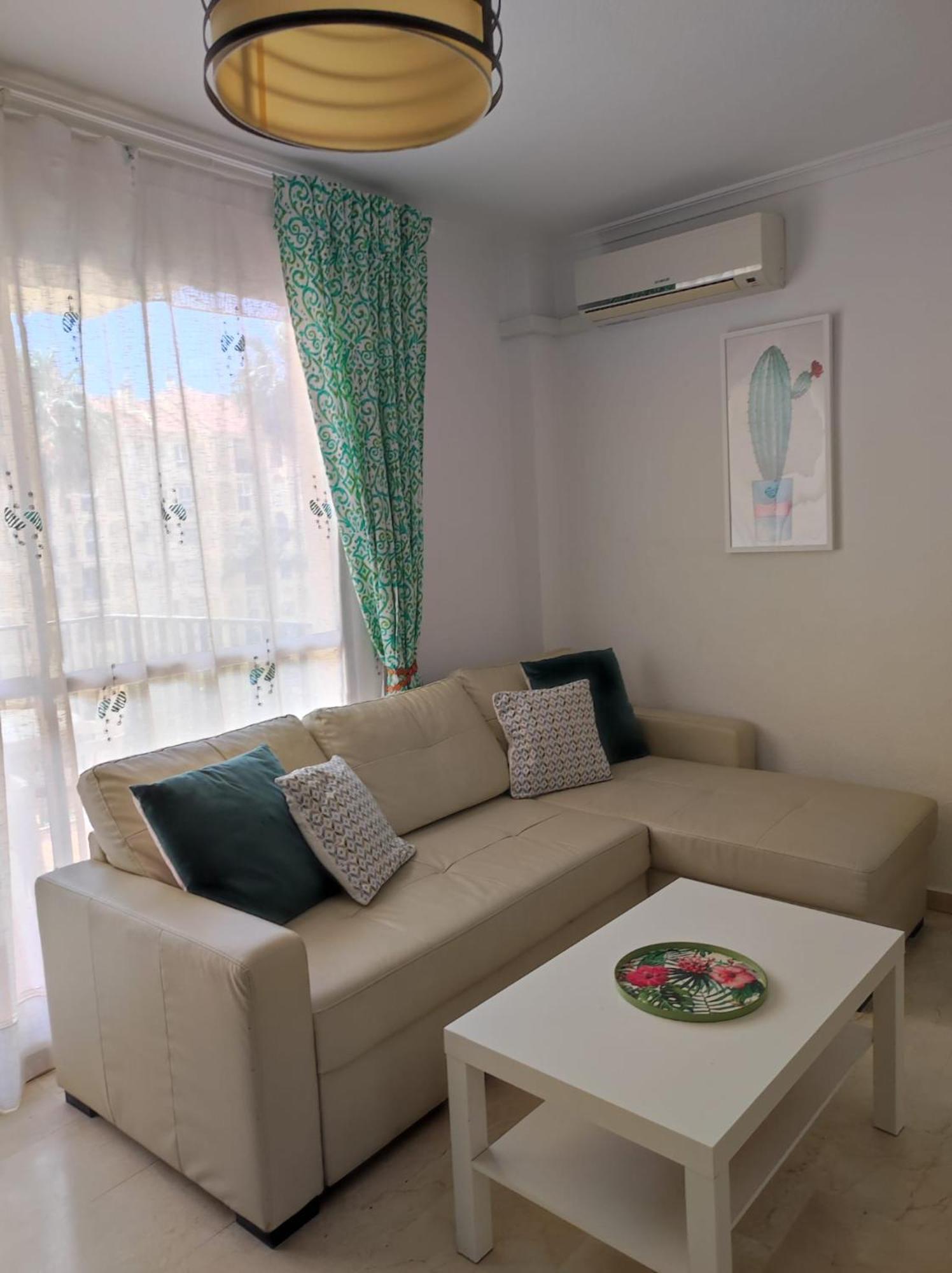 Al Lado De La Playa Apartment